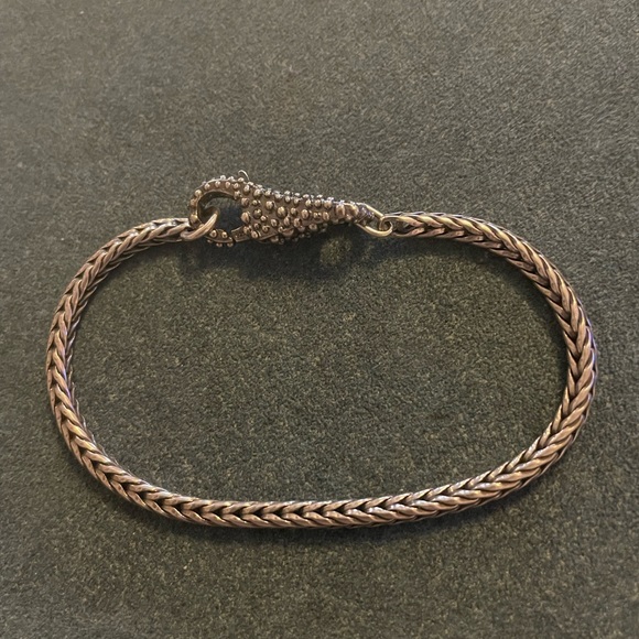 Trollbeads Jewelry - Trollbeads 5.5” bracelet with clasp. 6.5” total length